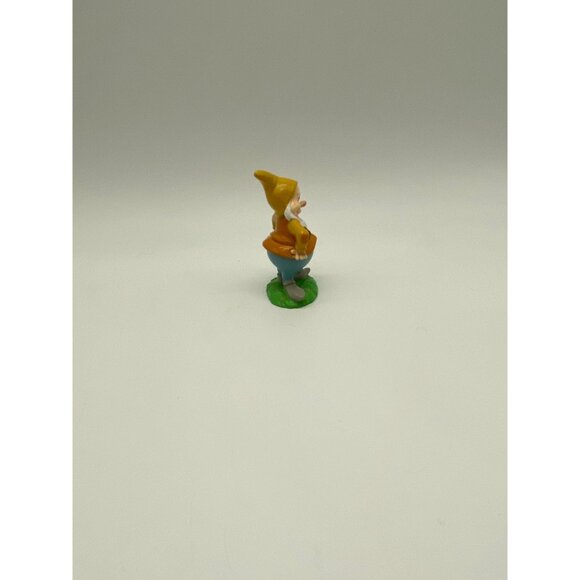 Disney Snow White Happy Figurine: Collectible Princess Toy, Cake Topper, - Picture 4 of 6